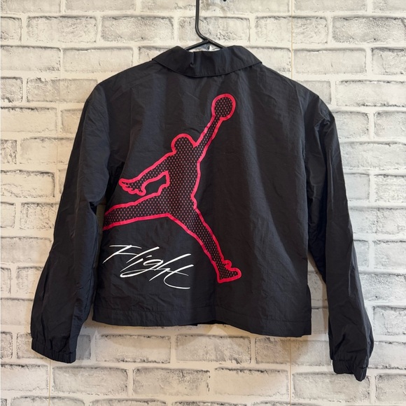 NWT! Girl’s Jordan water resistant button down collared logo jacket Size Medium - Picture 2 of 5